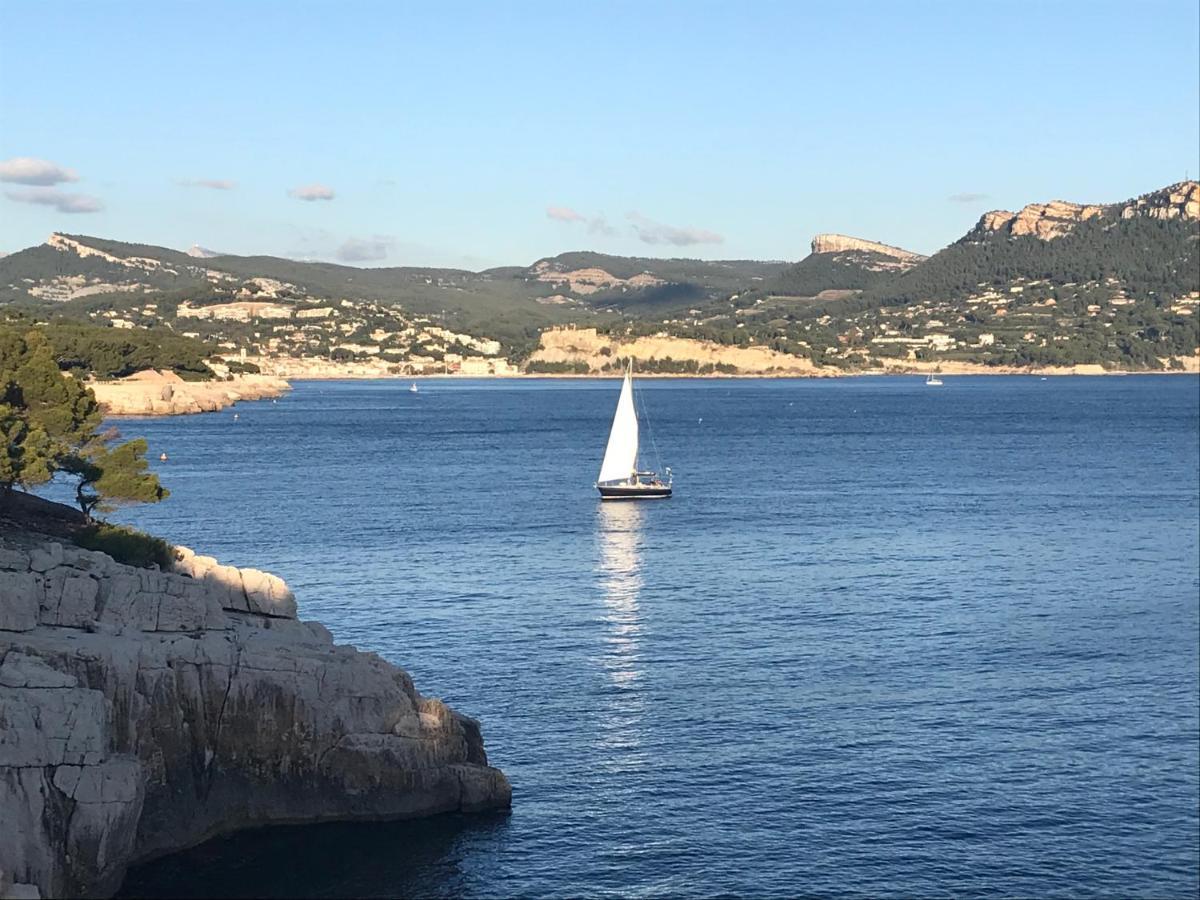 Le Cezanne, 200M Plage, Grand Balcon ,Wifi, Cassis Bagian luar foto